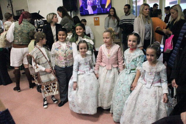La presentación de Patrícia Domenech, Fallera Mayor Infantil de la Falla Oeste, en fotos 65 presentacion falla oeste infantil 2022 02