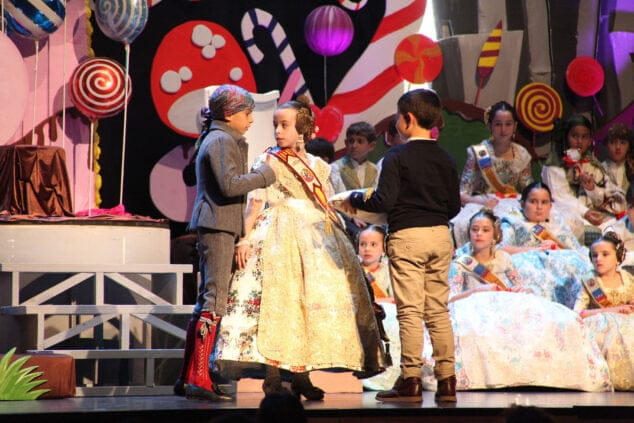 La presentación de Patrícia Domenech, Fallera Mayor Infantil de la Falla Oeste, en fotos 34 presentacion falla oeste infantil 2022 33