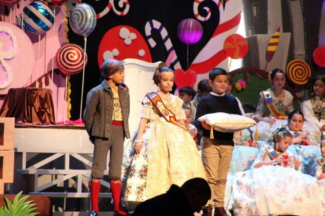 La presentación de Patrícia Domenech, Fallera Mayor Infantil de la Falla Oeste, en fotos 33 presentacion falla oeste infantil 2022 34