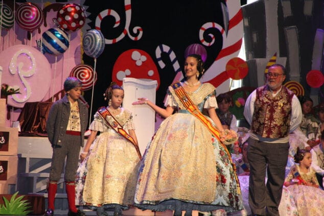 La presentación de Patrícia Domenech, Fallera Mayor Infantil de la Falla Oeste, en fotos 8 presentacion falla oeste infantil 2022 59