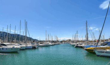 Vistas al puerto de Dénia desde este apartamento