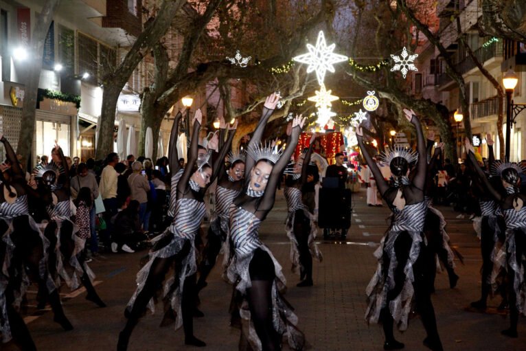 Bailes en Marqués de Campo por la llegada de Papá Noel en 2022
