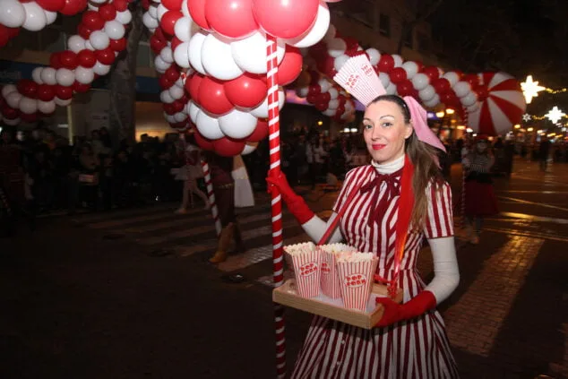 Así ha recorrido la cabalgata de los Reyes Magos las calles de Dénia 20 cabalgata de reyes magos de denia 2023 19