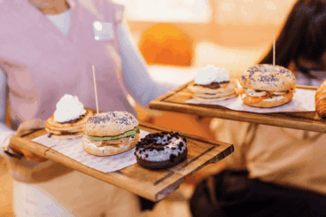 Desayunos dulces y salados disponibles para ti