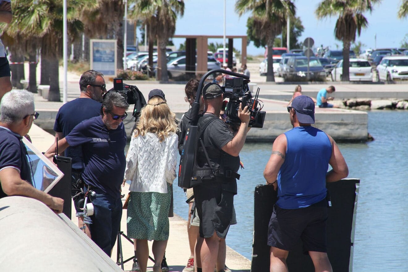 Equipo de la serie grabando una escena en Dénia