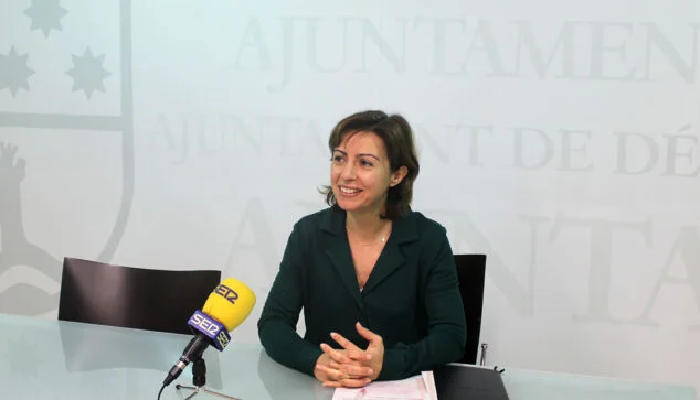 Imagen: Maria Josep Ripoll durante una rueda de prensa en el ayuntamiento (archivo)