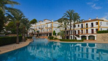 Propiedad situada en complejo residencial Las Zarzas I