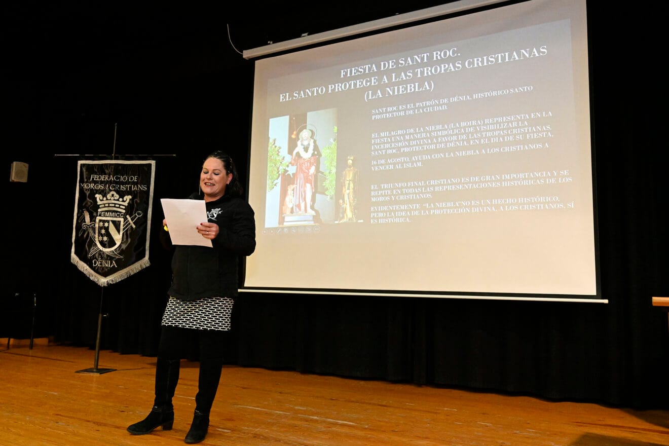 La presidenta de la FEMMICC, Sonia Pérez, presentando la iniciativa