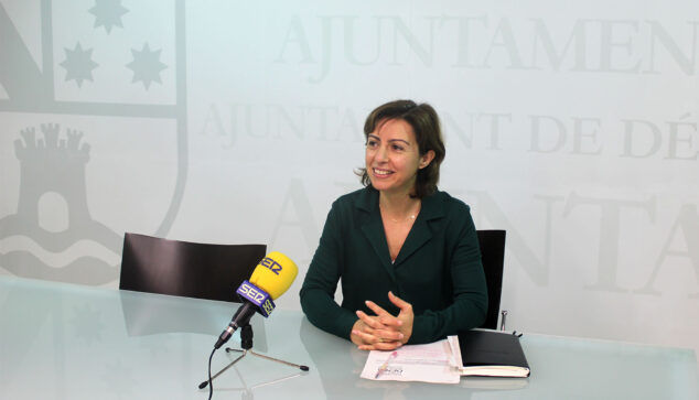 Imagen: Maria Josep Ripoll durante la rueda de prensa