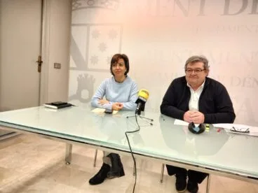 maria josep ripoll y paco rosello en la presentacion de los presupuestos del ayuntamiento de denia 2023
