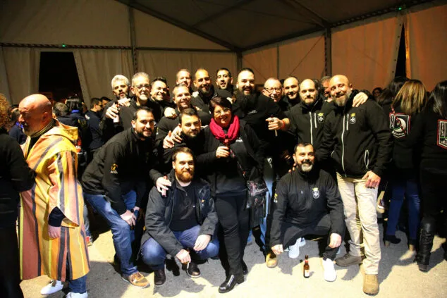 La Nit de les Filaes reúne a cientos de festeros en Dénia para celebrar el Mig Any de las fiestas de Moros y Cristianos 6 nit de filaes 2023 de denia 05