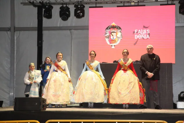 Dénia vuelve a estar en Fallas: así se vivió la Crida y el Sopar de Germanor 46 sopar del germanor 2023 de denia 08