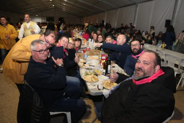 Dénia vuelve a estar en Fallas: así se vivió la Crida y el Sopar de Germanor 70 sopar del germanor 2023 de denia 32