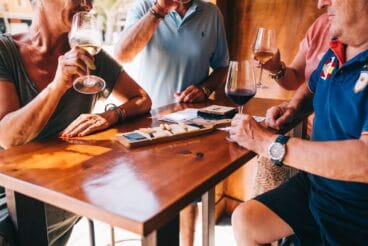 Tomar una copa en Dénia – Ironía Bar