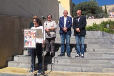 Lectura del manifiesto en el acto del Dia de la Dona en Dénia