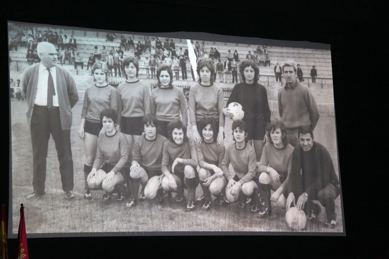 Alineación del primer equipo femenino de fútbol de Dénia