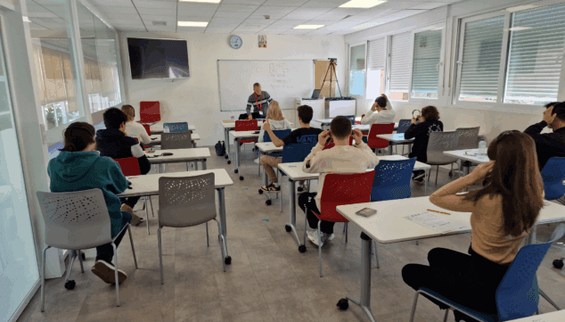 alumnos satisfechos por la calidad del listening