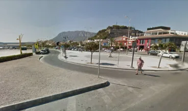 Carretera desaparecida tras la ampliación del paseo del puerto de Dénia
