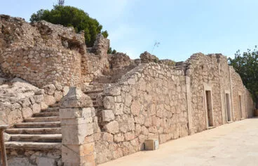 explanada del gobernador en el castillo de denia