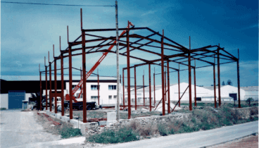 Inicio de obras de la nave