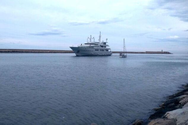 megayate maridome en denia 02