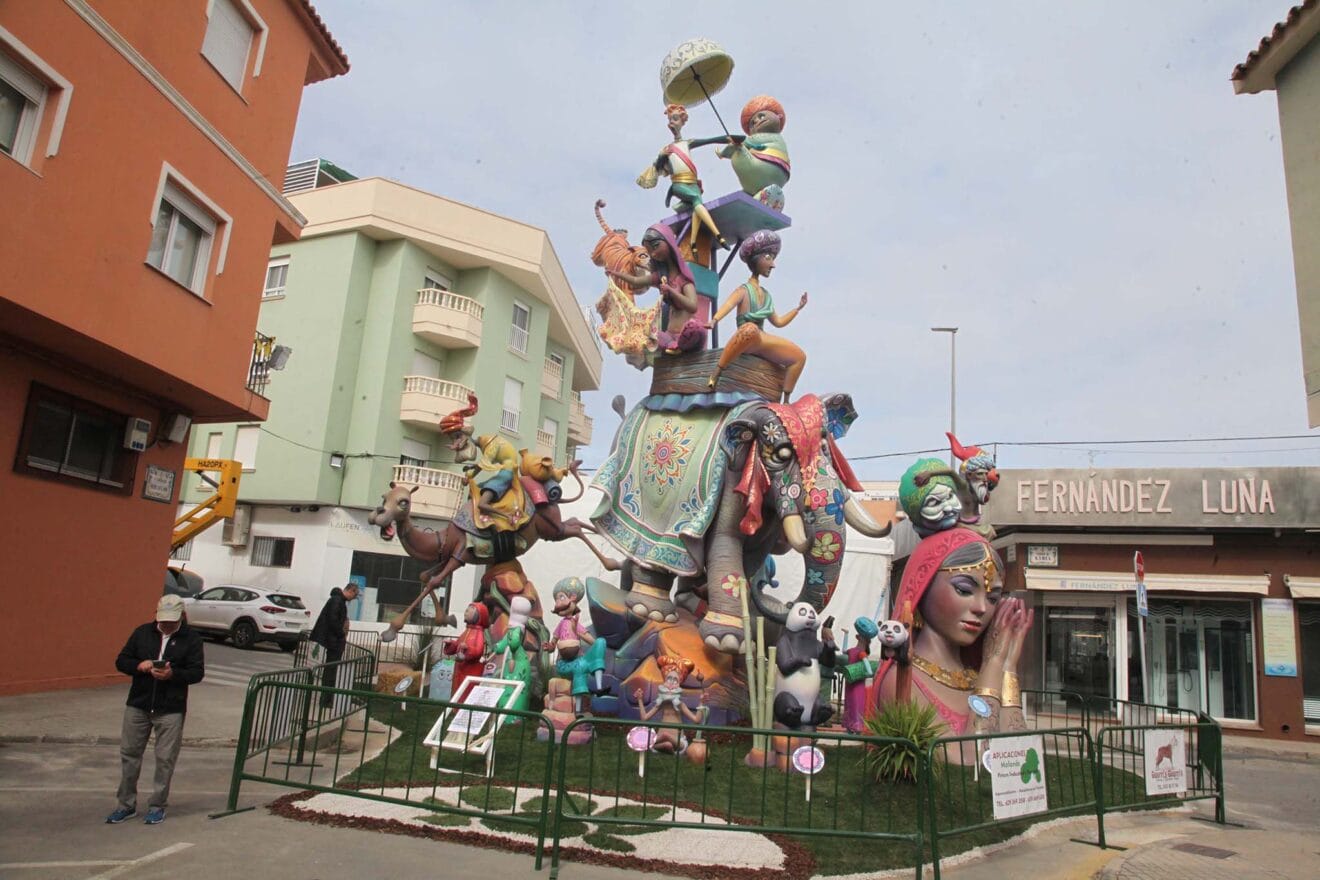 Monumento de Darrere del Castell 2023 de día