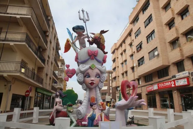 Los monumentos foto a foto: así son las 11 fallas de Dénia de 2023 36 Imagen: Monumento de la falla Campaments 2023 de día