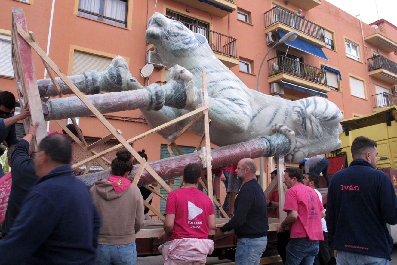 Plantà de las Fallas de Dénia durante la tarde del lunes 04