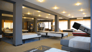 Sección de colchones en Muebles Martínez