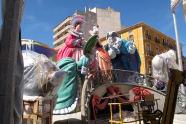 Trabajos finales de los falleros y falleras de Dénia 01