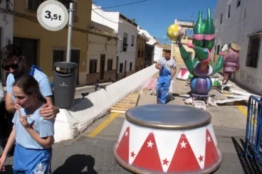 Trabajos finales de los falleros y falleras de Dénia 08