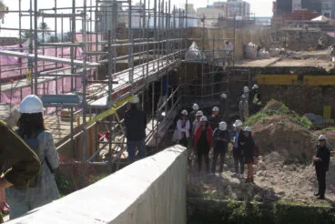 Visita de Pilar Bernabé a los trabajos del Castillo 30