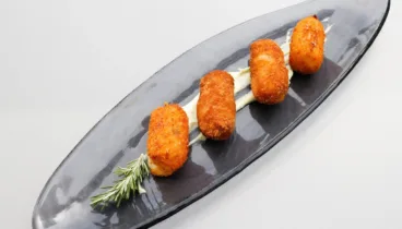 Croquetas artesanas caseras con rebozado crujiente