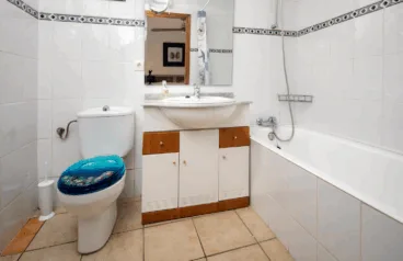 Cuarto de baño equipado con bañera