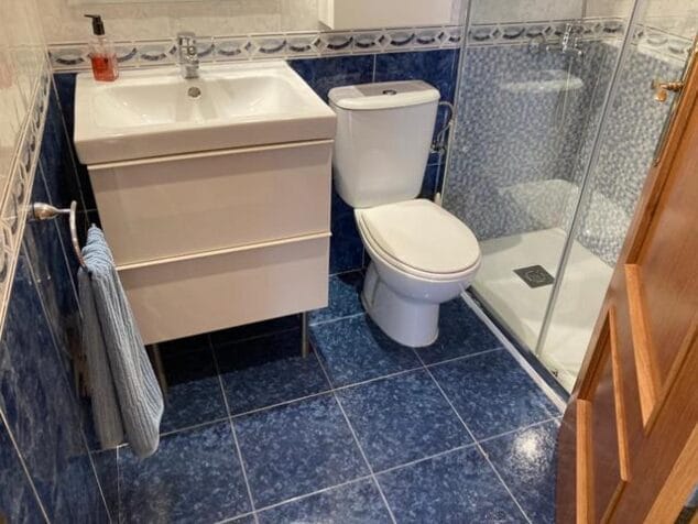 dos cuartos de bancc83o uno en suite