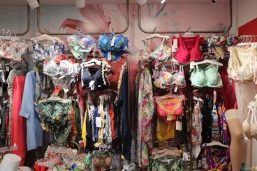 En Leveleleven son especialistas en moda de baño