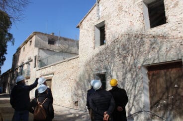 Fachada desnuda del edificio de Torrecremada