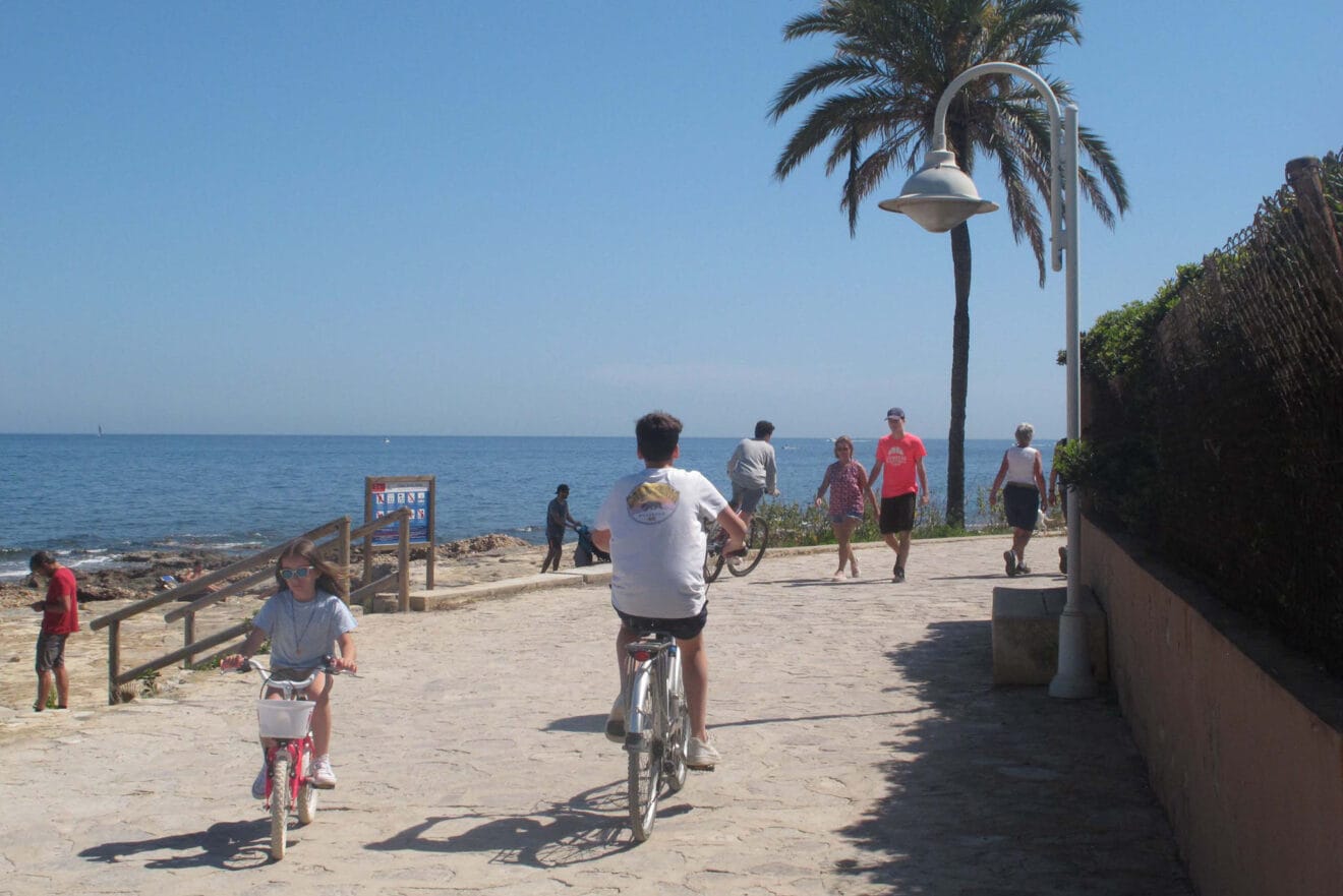 Gran ambiente en Dénia durante la Semana Santa 02