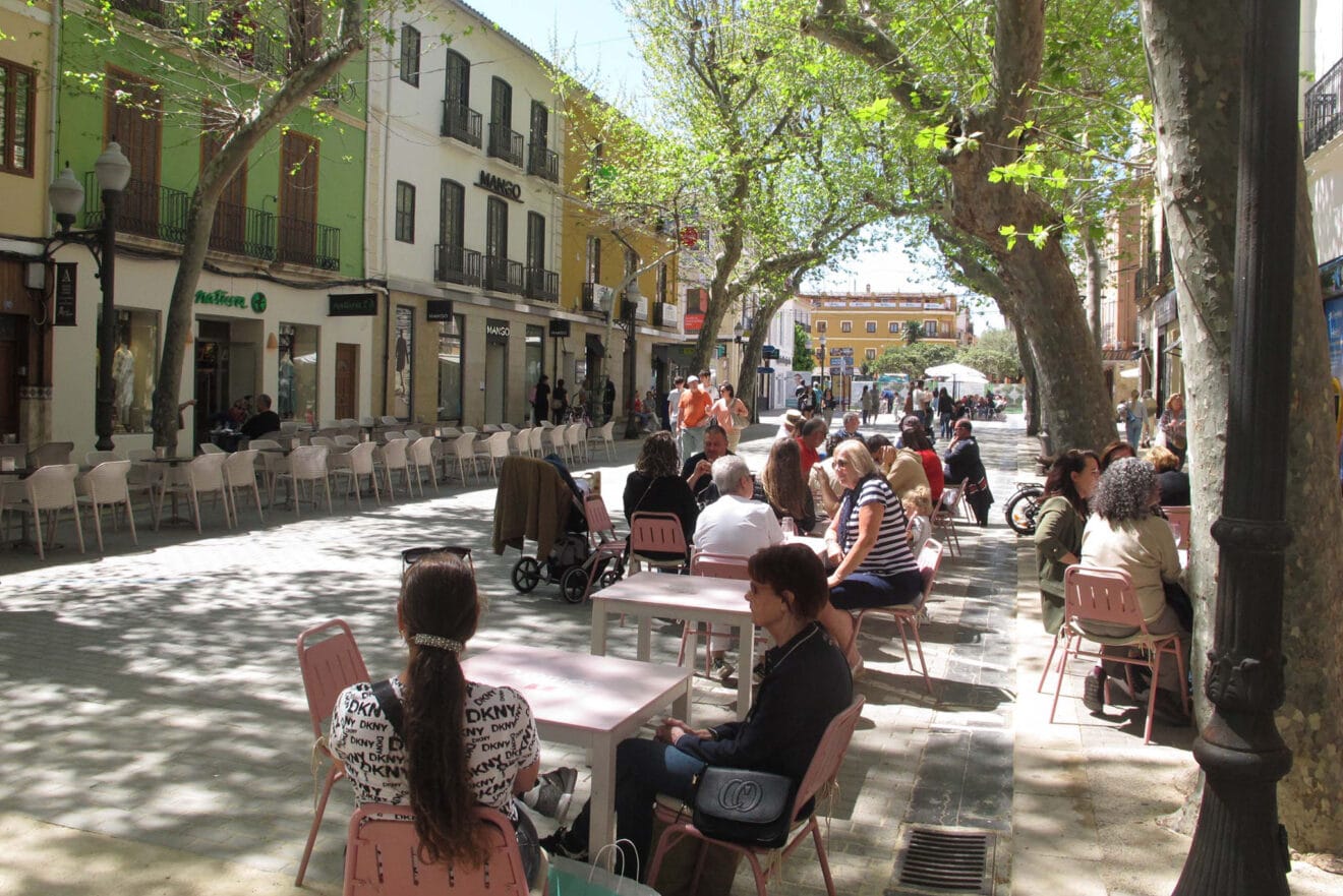 Gran ambiente en Dénia durante la Semana Santa 20