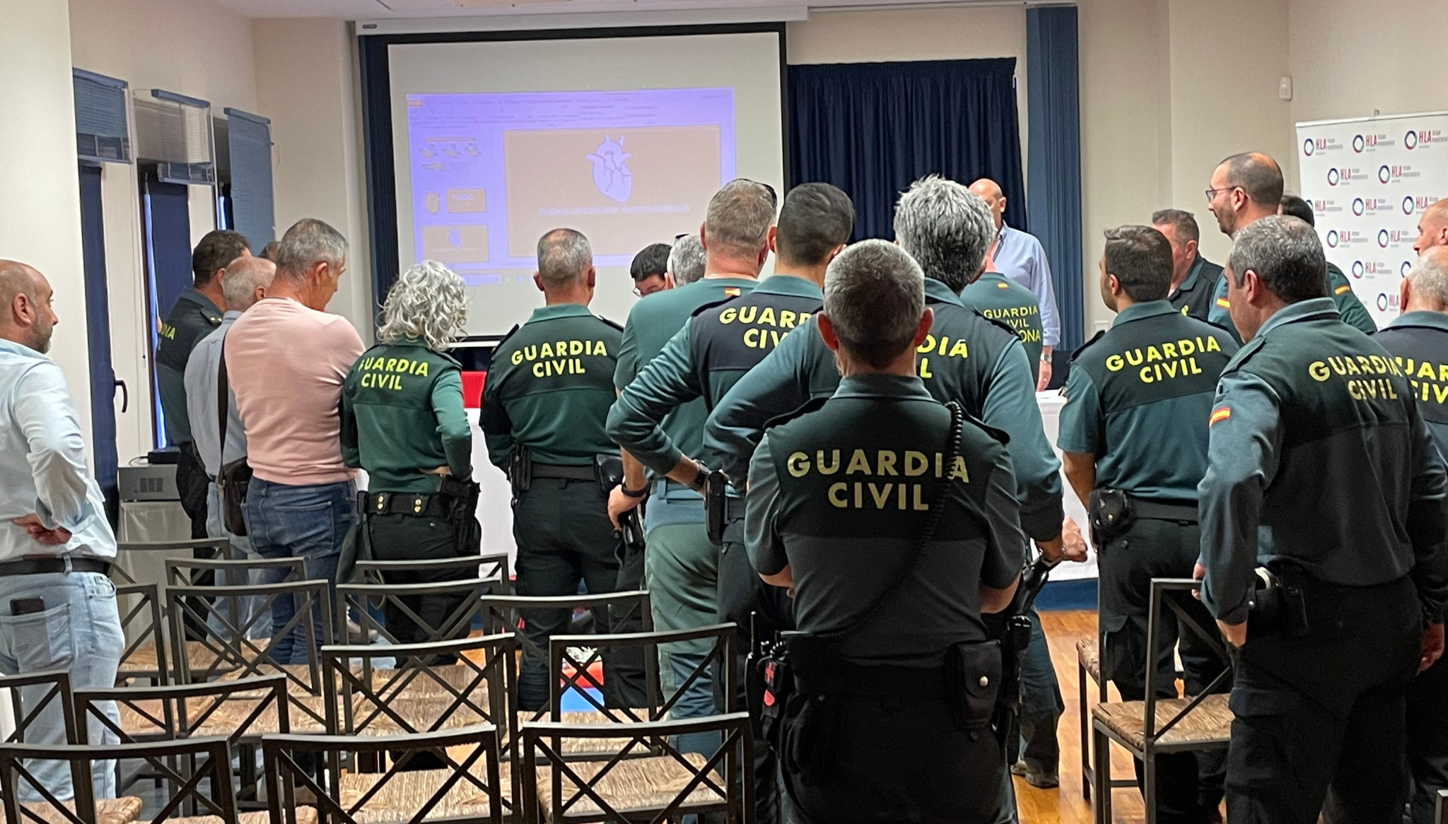 La Guardia Civil y Policía Nacional se forman en técnicas de reanimación cardiopulmonar