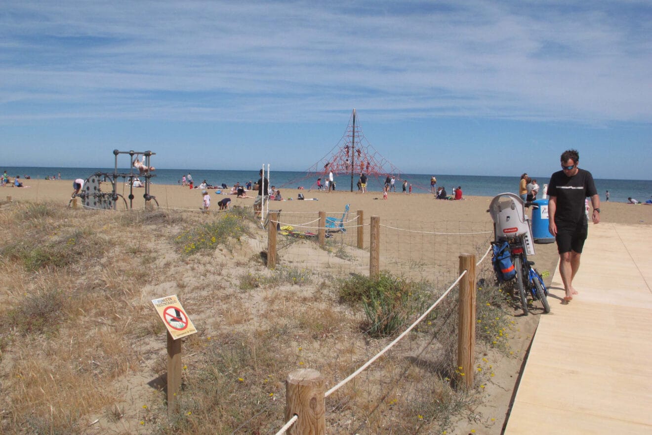 Primer día del puente de Pascua en Dénia  10