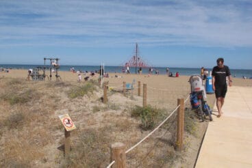 Primer día del puente de Pascua en Dénia  10