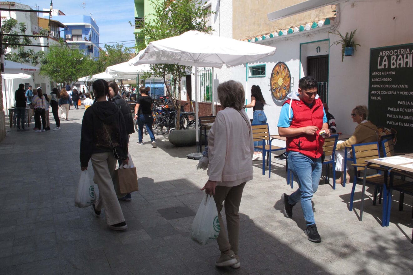 Primer día del puente de Pascua en Dénia  16