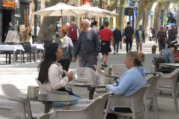 Primer día del puente de Pascua en Dénia  22