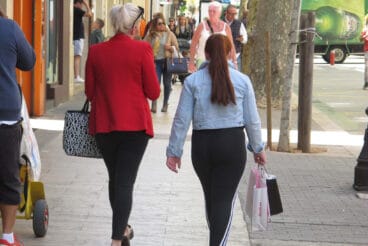 Primer día del puente de Pascua en Dénia  25
