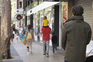 Primer día del puente de Pascua en Dénia  29