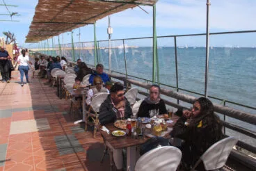 Primer día del puente de Pascua en Dénia  31
