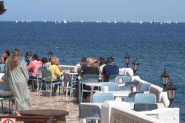 Primer día del puente de Pascua en Dénia  41