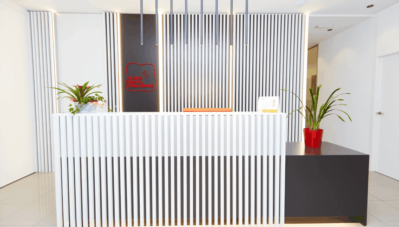 Recibe una atención personalizada en Clínica dental Doctoras Gandía