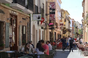 Terrazas en la calle Loreto